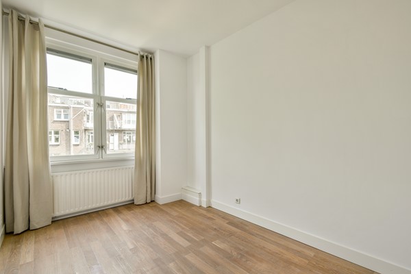 Medium property photo - Biesboschstraat 24-3, 1078 MT Amsterdam